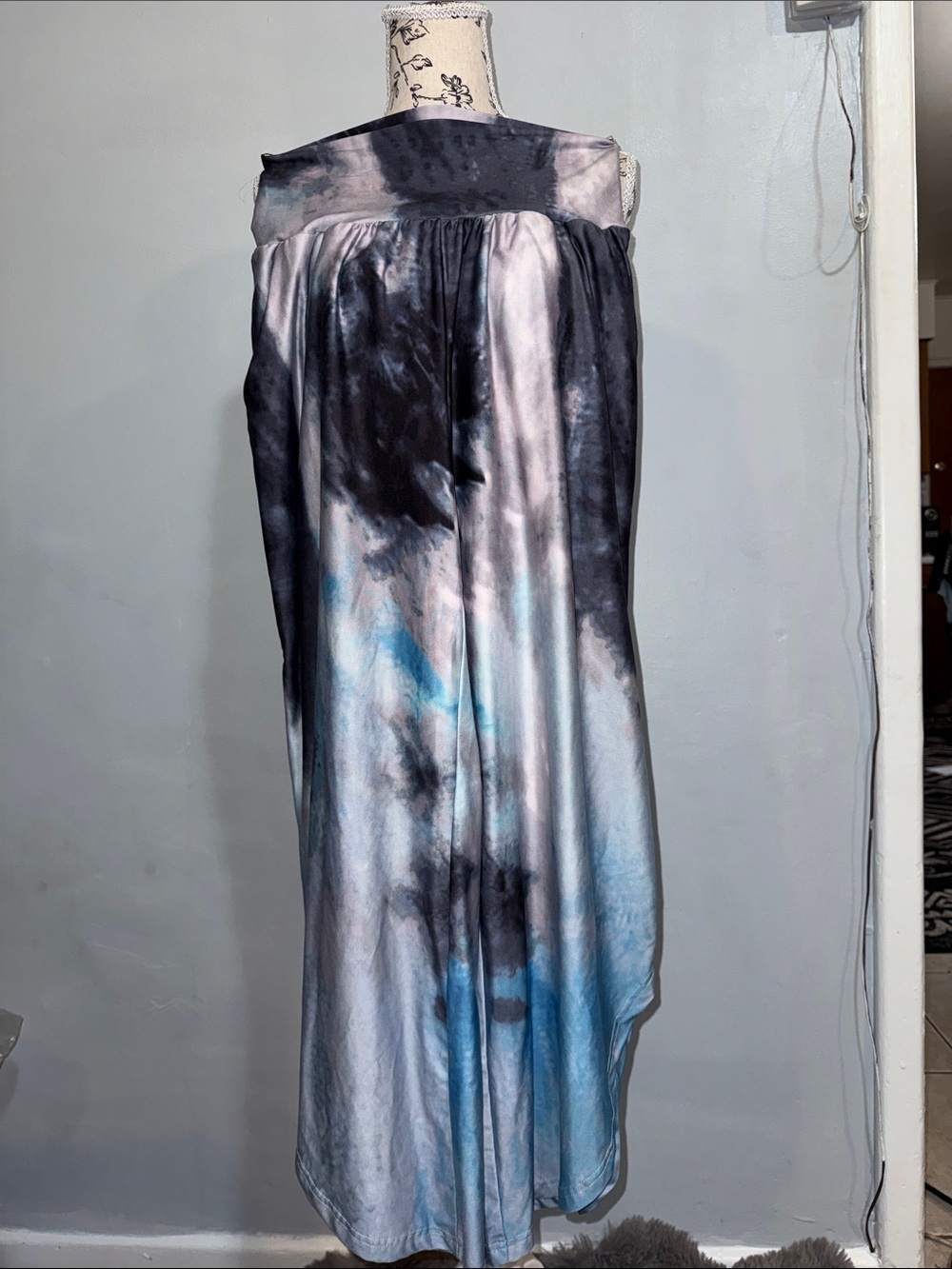 Sleeveless Tie-Dye Maxi Skirt in Blue and Black